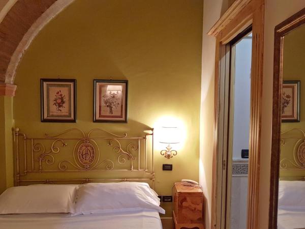 Albergo delle Drapperie : photo 4 de la chambre chambre double standard