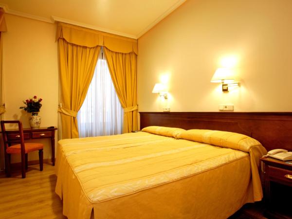 Hostal Silserranos : photo 2 de la chambre chambre double ou lits jumeaux