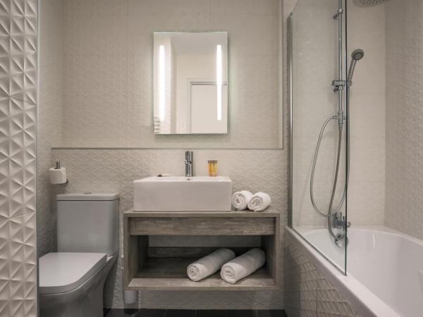 SOWELL HOTELS Les Chevaliers : photo 4 de la chambre chambre double standard