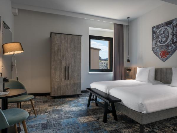 SOWELL HOTELS Les Chevaliers : photo 2 de la chambre chambre lits jumeaux standard