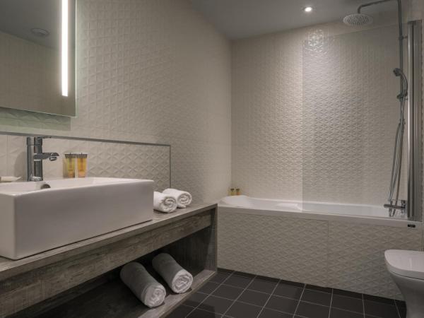 SOWELL HOTELS Les Chevaliers : photo 1 de la chambre chambre double standard