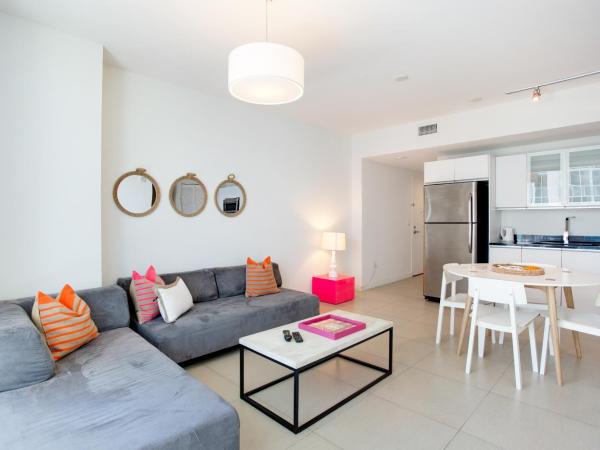 Monte Carlo by Miami Vacations : photo 8 de la chambre appartement 1 chambre avec vue partielle sur mer