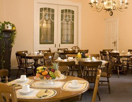 Hotel-Pension Rheingold am Kurfürstendamm : photo 2 de la chambre chambre quadruple