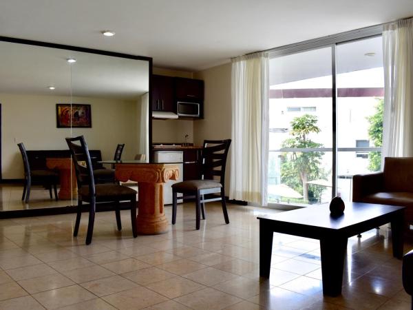 Country Hotel & Suites : photo 1 de la chambre suite