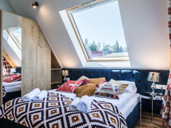 Rezydencja Sobiczkowa Apartamenty : photo 3 de la chambre appartement avec vue sur la montagne