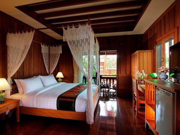 Baan U Sabai Boutique House-SHA Plus : photo 7 de la chambre chambre king supérieure avec vue sur la piscine