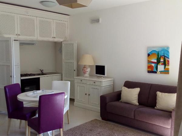 Taormina Villa Oasis Residence : photo 5 de la chambre appartement - vue sur jardin