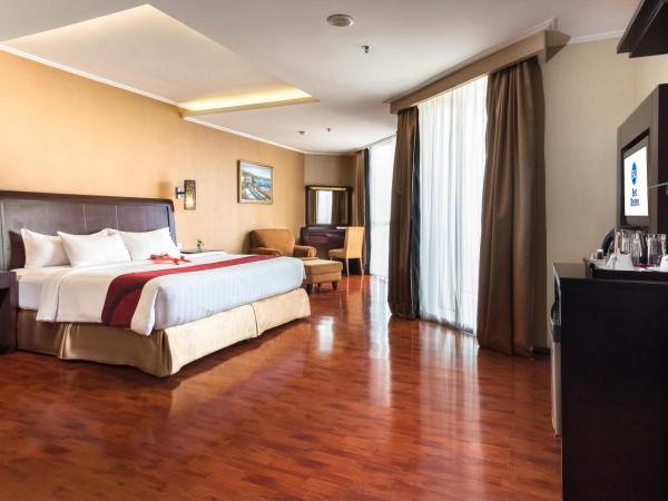 Best Western Mangga Dua Hotel & Residence : photo 1 de la chambre suite lit king-size – non-fumeurs