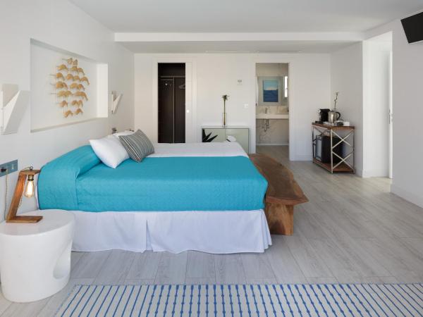 Hotel Alamo : photo 8 de la chambre chambre deluxe double ou lits jumeaux