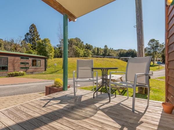 Blue Lake TOP 10 Holiday Park : photo 5 de la chambre two-bedroom self-contained cabin