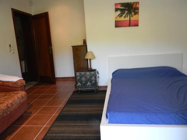 Casa Estrada da Guia : photo 8 de la chambre chambre double