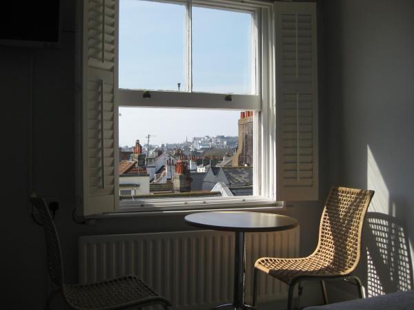 Aquarium Guest House : photo 8 de la chambre chambre double