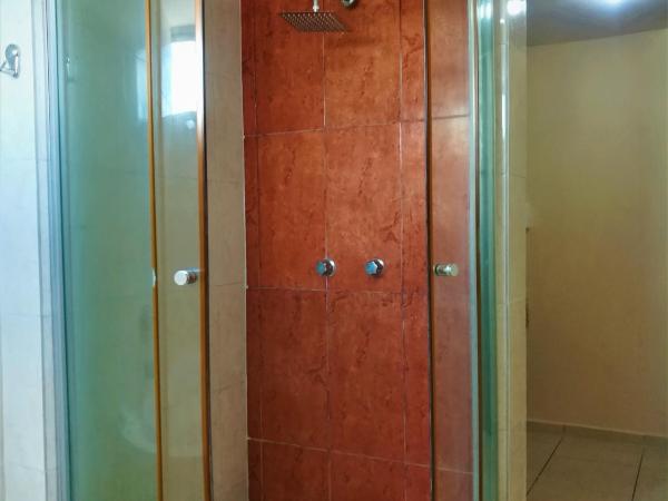 Hotel El Marques : photo 5 de la chambre suite junior