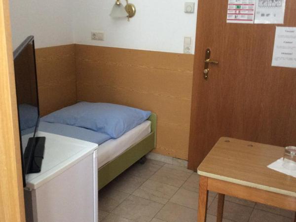 Hotel Pribitzer : photo 8 de la chambre chambre simple - vue sur jardin