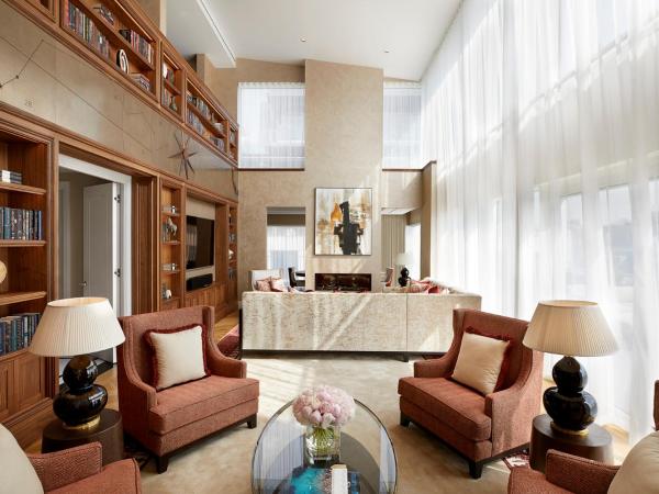 Four Seasons Hotel London at Ten Trinity Square : photo 5 de la chambre royal hotel residence