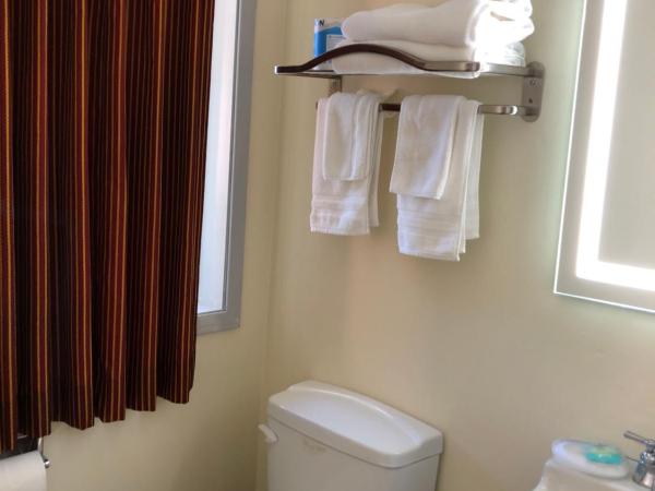 Monticello Motel : photo 3 de la chambre chambre standard lit queen-size