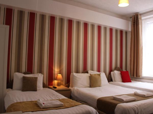 Calypso hotel Blackpool : photo 7 de la chambre grande chambre familiale