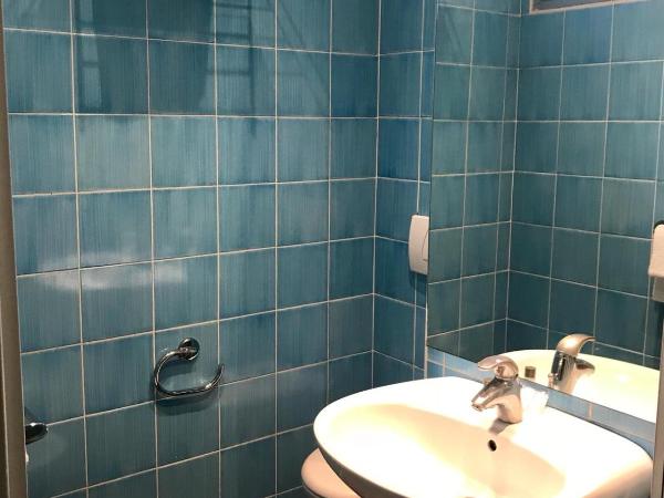 Hotel Principe di Piemonte : photo 6 de la chambre chambre quadruple standard