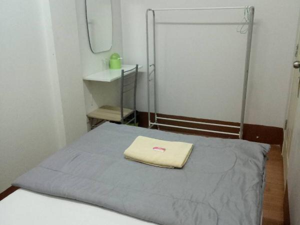 TT Hostel Chiangrai : photo 2 de la chambre chambre simple Économique