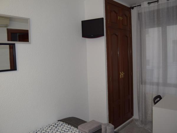 Hostal Rofer : photo 7 de la chambre chambre double