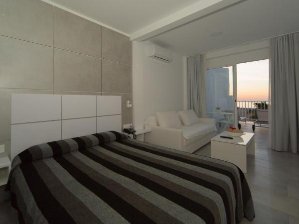 Sol Playa : photo 6 de la chambre suite lit king-size - vue sur mer