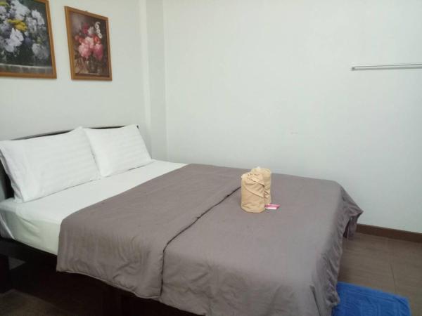 TT Hostel Chiangrai : photo 4 de la chambre chambre standard lit queen-size