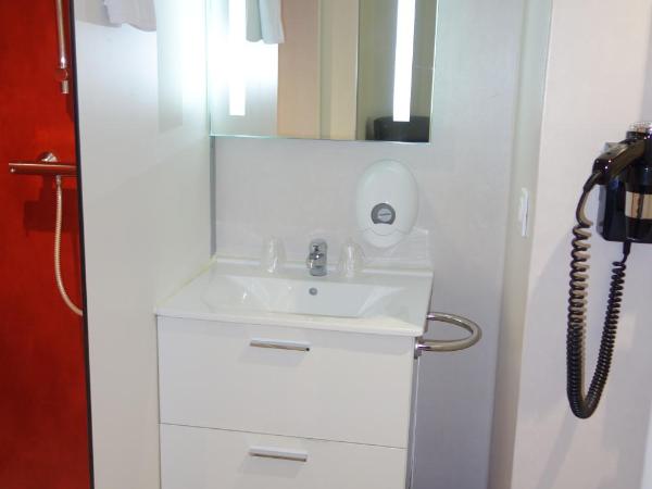 Hostellerie Bon Pasteur : photo 6 de la chambre chambre lits jumeaux premium