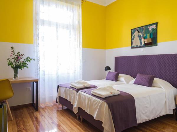 Neratzia Rooms : photo 4 de la chambre chambre double deluxe avec balcon