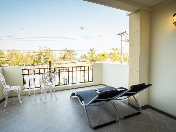 Art De Sea Hua Hin : photo 4 de la chambre chambre lits jumeaux supérieure avec balcon