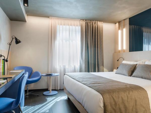 Hotel Metropolis : photo 2 de la chambre suite lit king-size