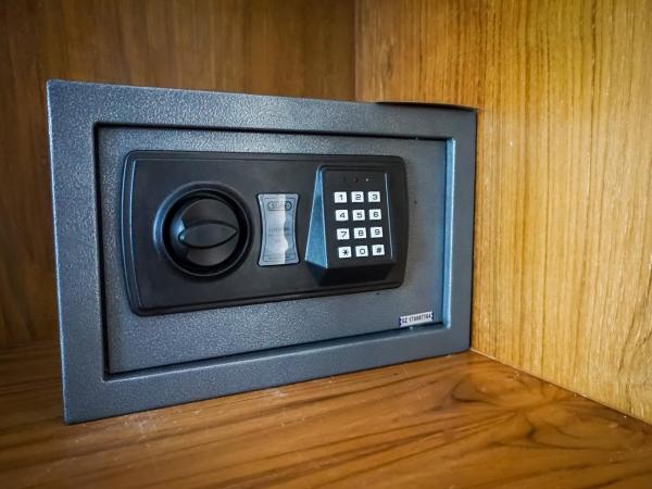 U Rip Resort Phi Phi Hotel : photo 6 de la chambre chambre lits jumeaux - vue sur montagne