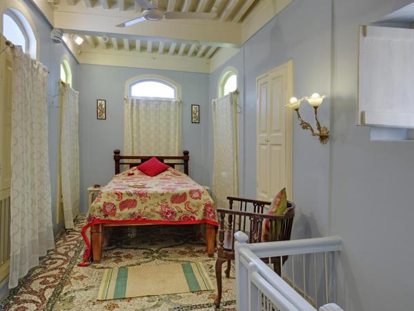 French Haveli : photo 3 de la chambre chambre double avec salle de bains privative séparée