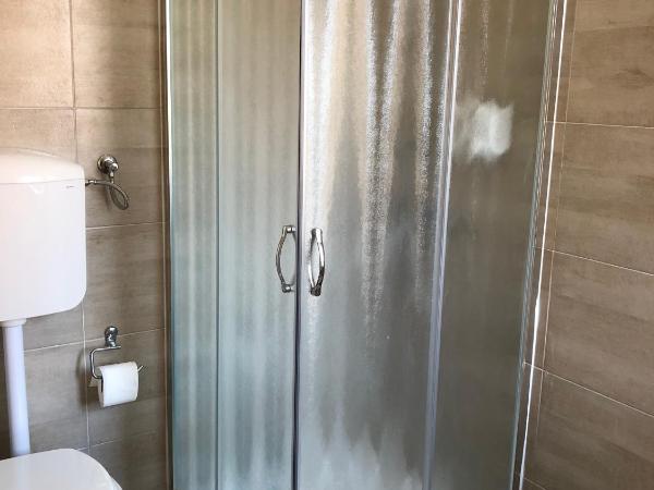 Albergo Corvetto Corso Lodi : photo 9 de la chambre chambre quadruple Économique