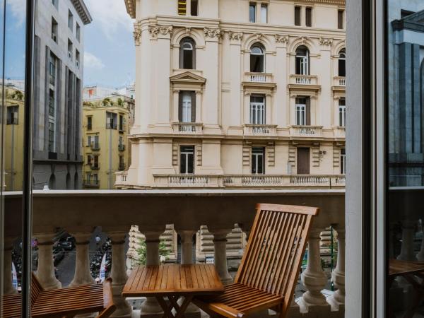 Comfort Zone Naples : photo 8 de la chambre suite junior avec baignoire spa