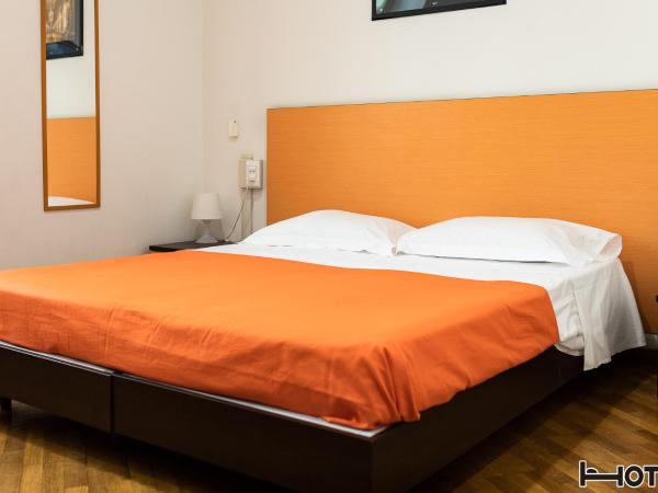 Hotel Youri Il Magnifico : photo 7 de la chambre chambre double ou lits jumeaux