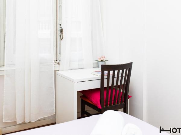 Hotel Youri Il Magnifico : photo 3 de la chambre chambre double ou lits jumeaux avec salle de bains privative externe