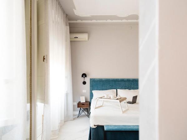 Le Bain Suite - accanto al Mare vicinissima a Ortigia e al Teatro : photo 7 de la chambre chambre double supérieure