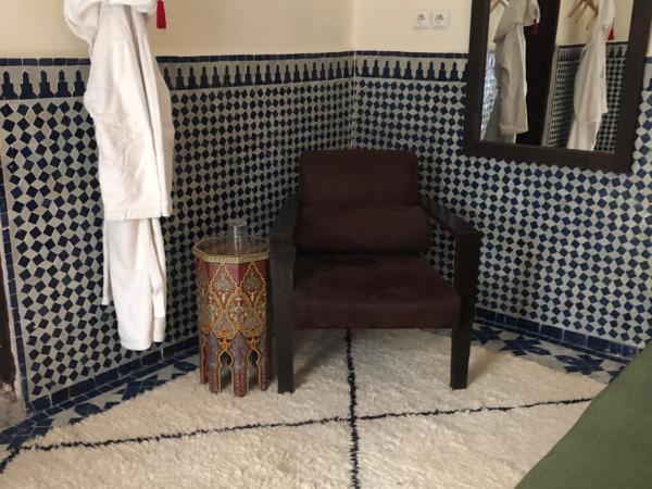 Riad Tizwa Fes : photo 2 de la chambre chambre double deluxe