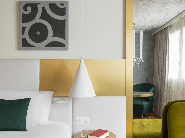 Mgallery Le Louis Versailles Château : photo 2 de la chambre suite junior lit king-size