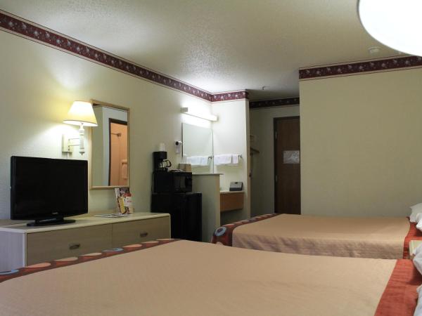 Super 8 by Wyndham San Antonio/Fiesta : photo 5 de la chambre chambre 2 lits queen-size - non-fumeurs