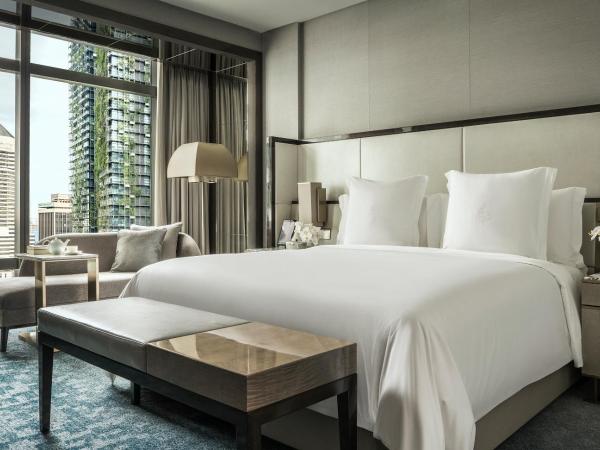 Four Seasons Hotel Kuala Lumpur : photo 4 de la chambre suite lit king-size ambassador