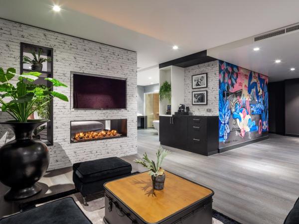 Van der Valk Hotel Utrecht : photo 1 de la chambre suite