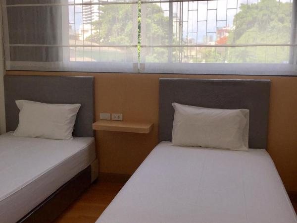 Nine Place Sukhumvit 40 : photo 4 de la chambre chambre double ou lits jumeaux standard