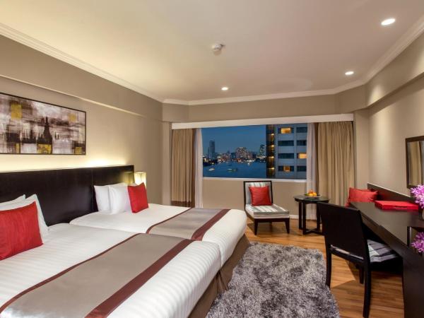 Ramada Plaza by Wyndham Bangkok Menam Riverside : photo 5 de la chambre chambre lits jumeaux de luxe avec vue sur la rivière