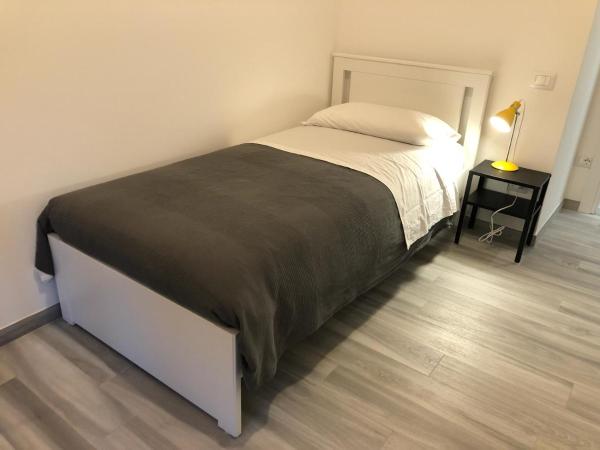 Four Rooms : photo 2 de la chambre chambre simple avec balcon