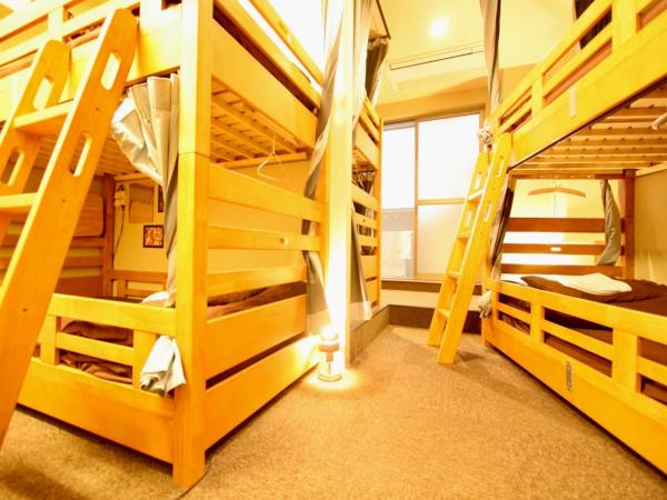 Osaka Guesthouse Nest : photo 4 de la chambre lit superposé dans dortoir mixte
