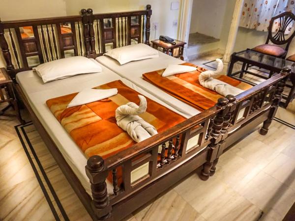 Krishna Palace - A Heritage Hotel : photo 4 de la chambre chambre deluxe double ou lits jumeaux