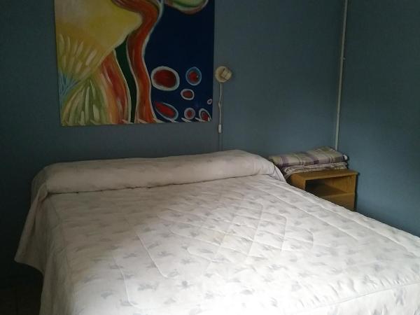 Al lado : photo 1 de la chambre appartement - rez-de-chaussée