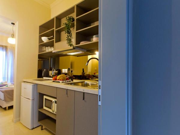 LOC HOSPITALITY Urban Suites : photo 3 de la chambre studio avec balcon