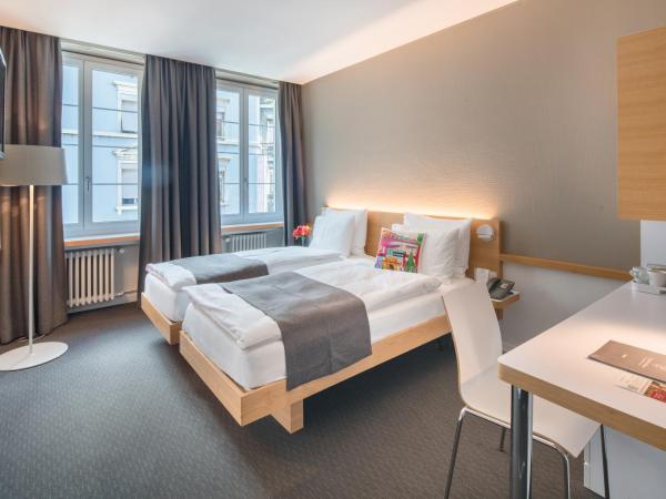 Best Western Plus Hotel Zürcherhof : photo 3 de la chambre chambre lits jumeaux